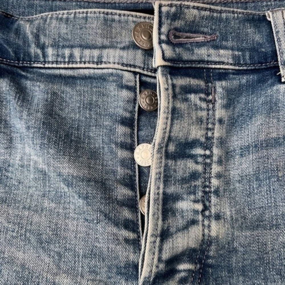 EXPRESS VINTAGE HIGH RISE , size 4 - Picture 2 of 6